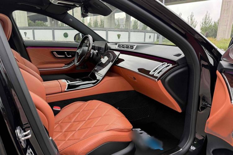 Used Mercedes-Benz Maybach S-Class 2021 S 480 4MATIC Interior 3