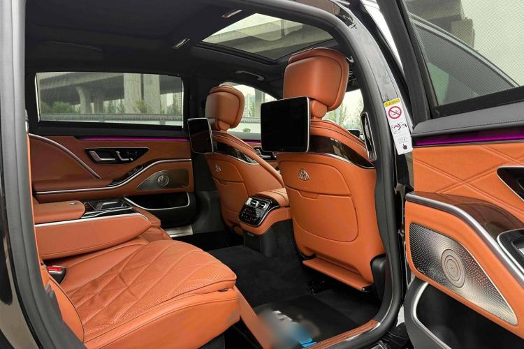 Used Mercedes-Benz Maybach S-Class 2021 S 480 4MATIC Interior 4