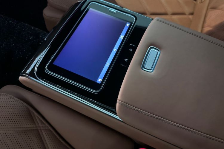 Used Mercedes-Benz Maybach S-Class 2021 S 480 4MATIC Interior 4