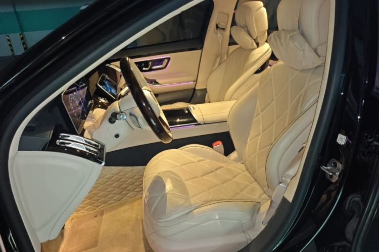 Used Mercedes-Benz Maybach S-Class 2021 S 480 4MATIC Left Front Seat
