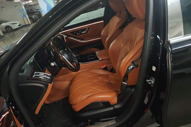 Used Mercedes-Benz Maybach S-Class 2021 S 480 4MATIC Left Front Seat