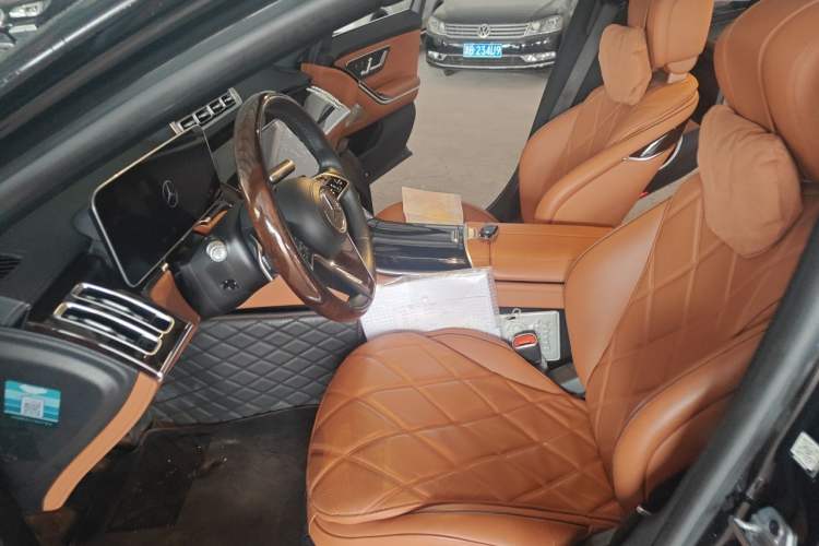 Used Mercedes-Benz Maybach S-Class 2021 S 480 4MATIC Left Front Seat