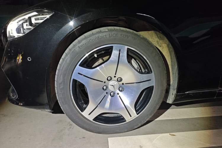 Used Mercedes-Benz Maybach S-Class 2021 S 480 4MATIC Left Front Wheel Hub