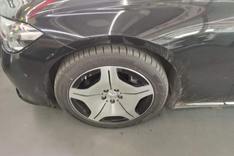 Used Mercedes-Benz Maybach S-Class 2021 S 480 4MATIC Left Front Wheel Hub