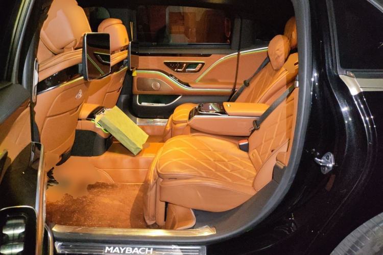 Used Mercedes-Benz Maybach S-Class 2021 S 480 4MATIC Left Rear Seat