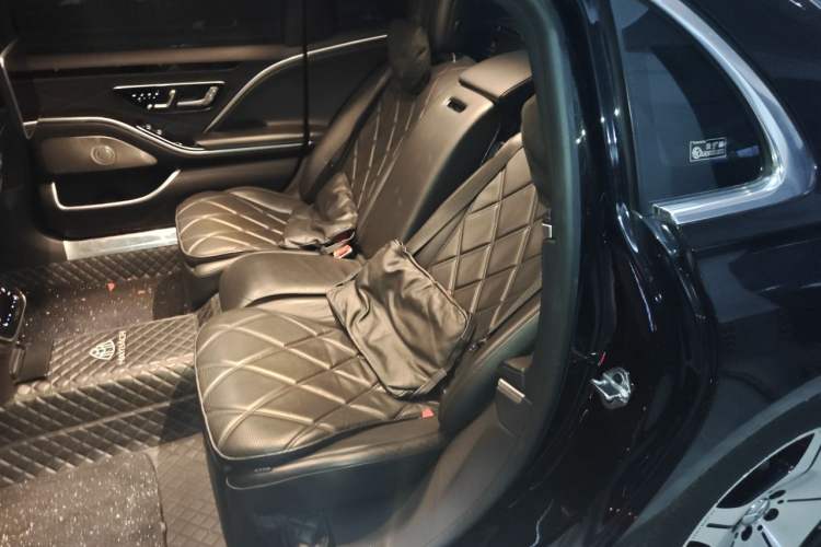Used Mercedes-Benz Maybach S-Class 2021 S 480 4MATIC Left Rear Seat