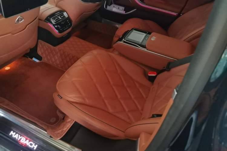 Used Mercedes-Benz Maybach S-Class 2021 S 480 4MATIC Left Rear Seat