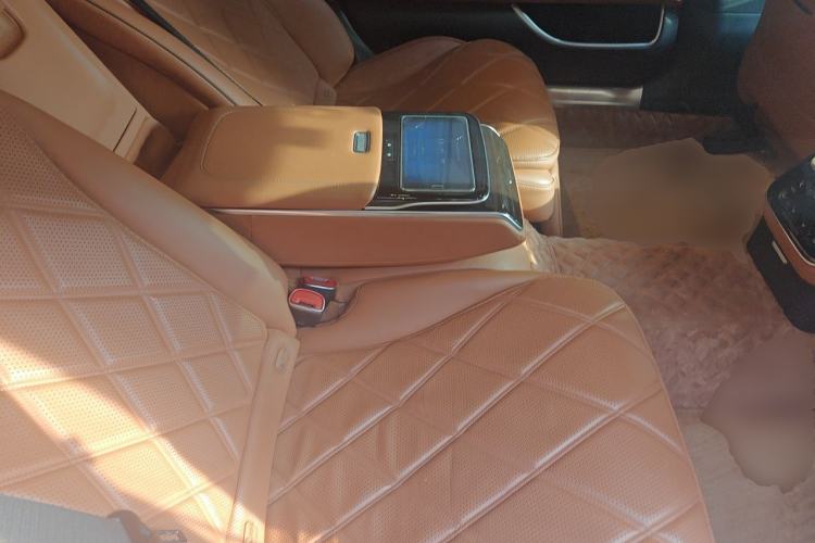 Used Mercedes-Benz Maybach S-Class 2021 S 480 4MATIC Left Rear Seat