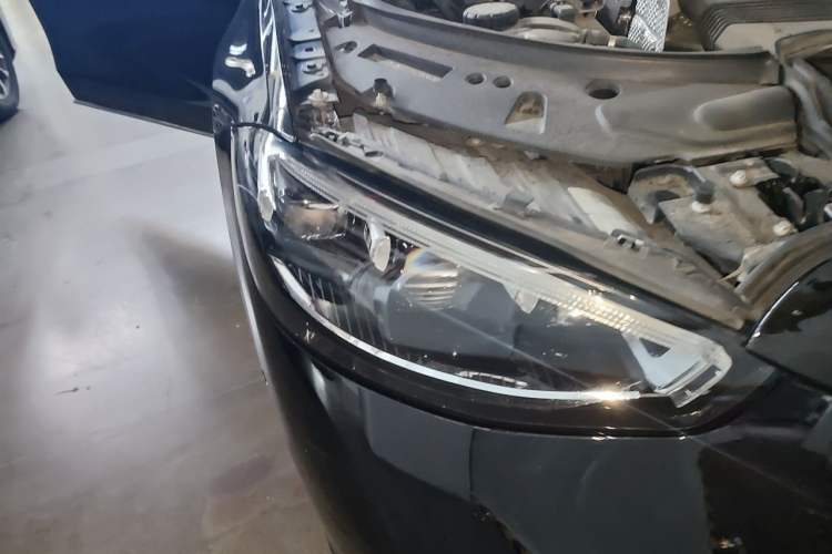 Used Mercedes-Benz Maybach S-Class 2021 S 480 4MATIC Right Front Headlight