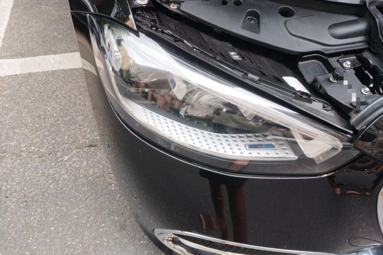 Used Mercedes-Benz Maybach S-Class 2021 S 480 4MATIC Right Front Headlight