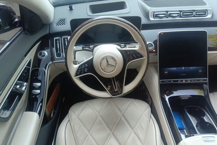 Used Mercedes-Benz Maybach S-Class 2021 S 480 4MATIC Steering Wheel