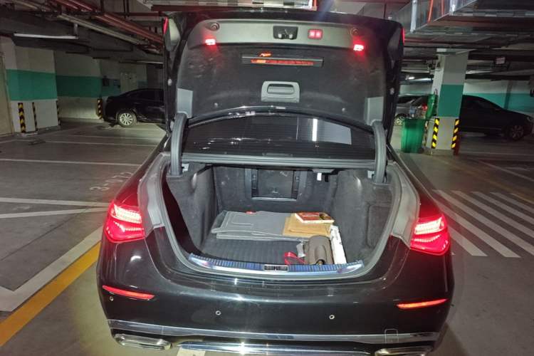 Used Mercedes-Benz Maybach S-Class 2021 S 480 4MATIC Trunk