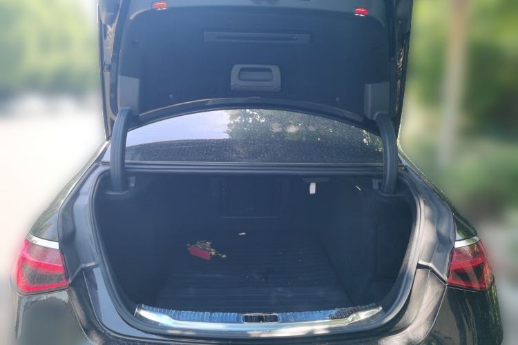 Used Mercedes-Benz Maybach S-Class 2021 S 480 4MATIC Trunk