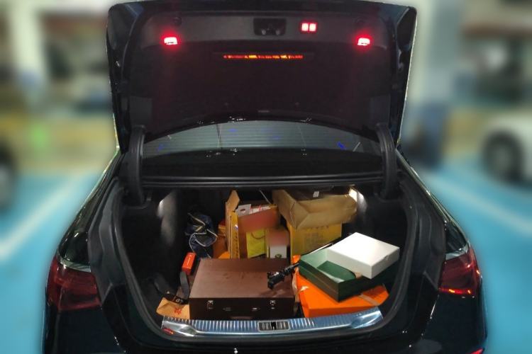 Used Mercedes-Benz Maybach S-Class 2021 S 480 4MATIC Trunk