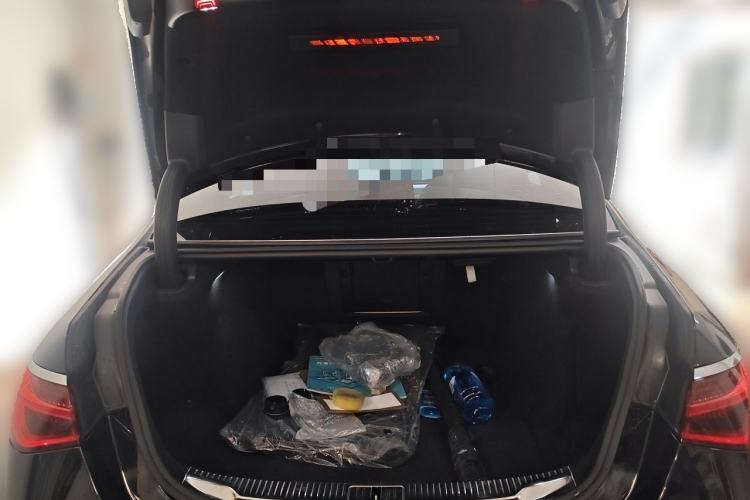 Used Mercedes-Benz Maybach S-Class 2021 S 480 4MATIC Trunk