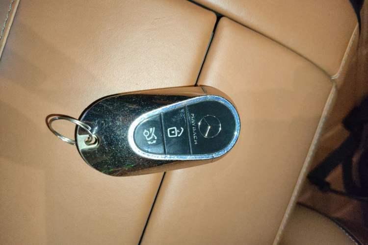 Used Mercedes-Benz Maybach S-Class 2021 S 480 4MATIC Vehicle Key