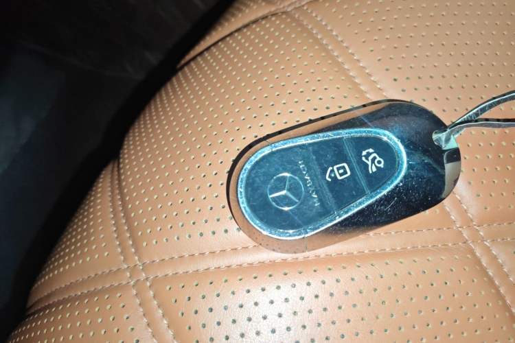 Used Mercedes-Benz Maybach S-Class 2021 S 480 4MATIC Vehicle Key