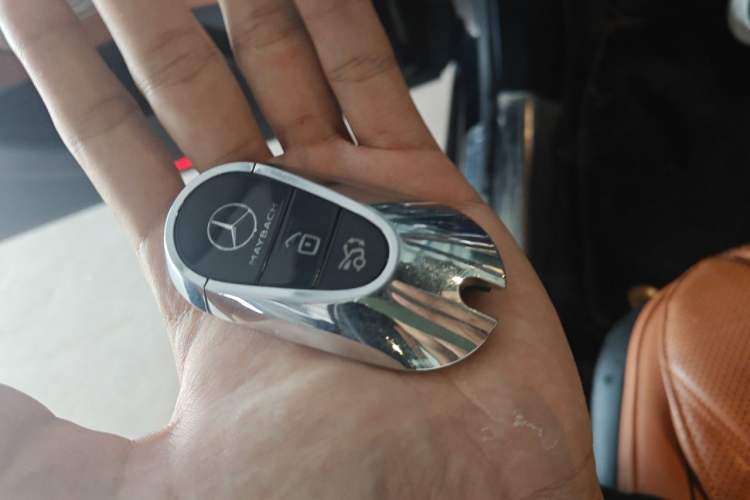Used Mercedes-Benz Maybach S-Class 2021 S 480 4MATIC Vehicle Key