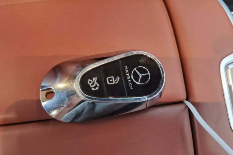 Used Mercedes-Benz Maybach S-Class 2021 S 480 4MATIC Vehicle Key