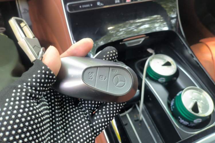 Used Mercedes-Benz Maybach S-Class 2021 S 480 4MATIC Vehicle Key