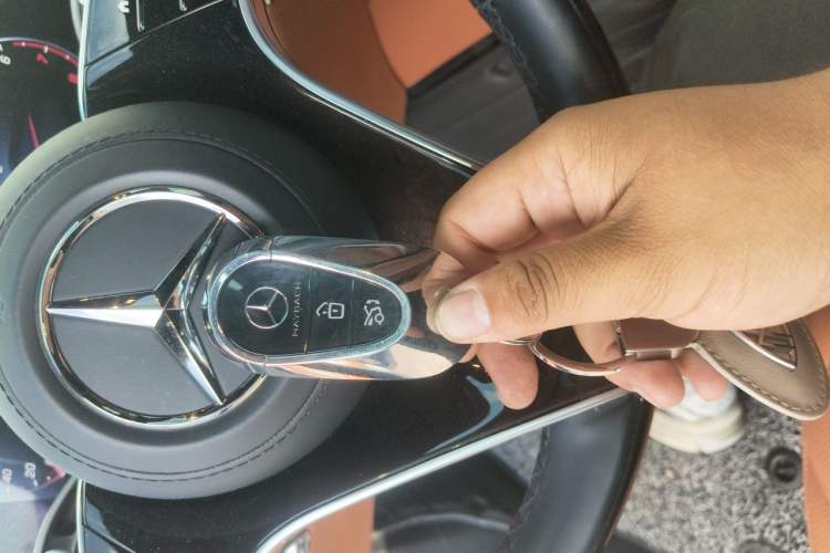 Used Mercedes-Benz Maybach S-Class 2021 S 480 4MATIC Vehicle Key
