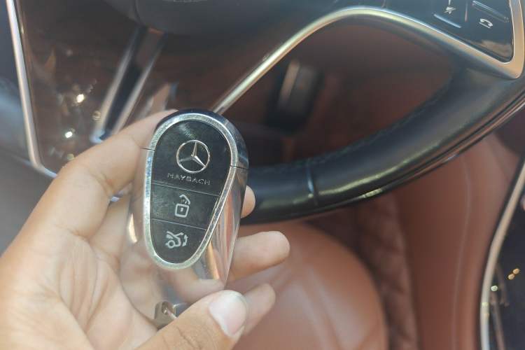 Used Mercedes-Benz Maybach S-Class 2021 S 480 4MATIC Vehicle Key