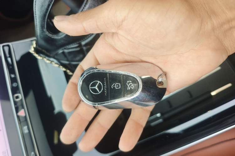 Used Mercedes-Benz Maybach S-Class 2021 S 580 4MATIC Vehicle Key