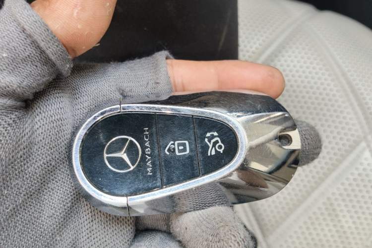 Used Mercedes-Benz Maybach S-Class 2021 S 480 4MATIC Vehicle Key