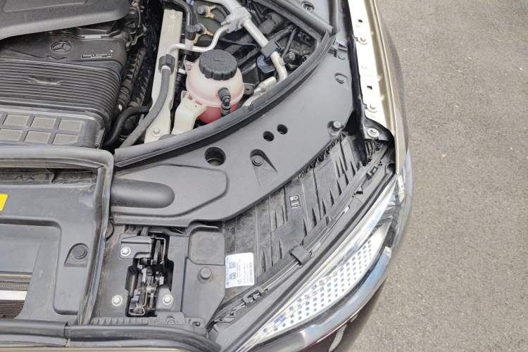 Used Mercedes-Benz Maybach S-Class 2021 S 480 4MATIC Engine Bay Left