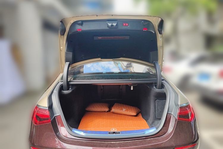 Used Mercedes-Benz Maybach S-Class 2021 S 480 4MATIC Trunk