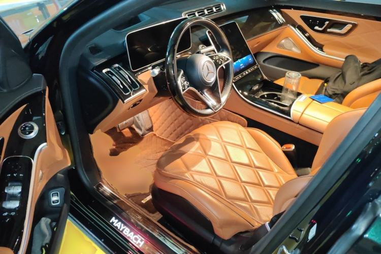 Used Mercedes-Benz Maybach S-Class 2021 S 480 4MATIC Driver Seat