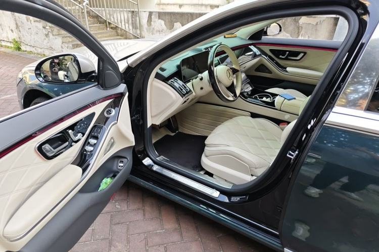 Used Mercedes-Benz Maybach S-Class 2021 S 480 4MATIC Driver Seat