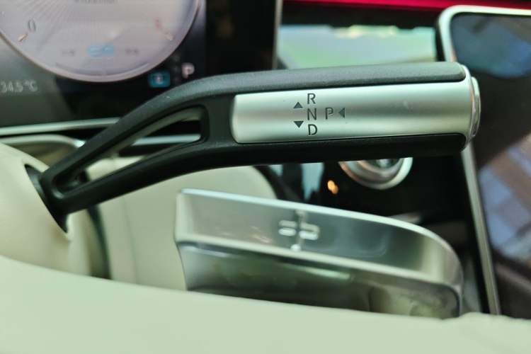 Used Mercedes-Benz Maybach S-Class 2021 S 480 4MATIC Gear Lever