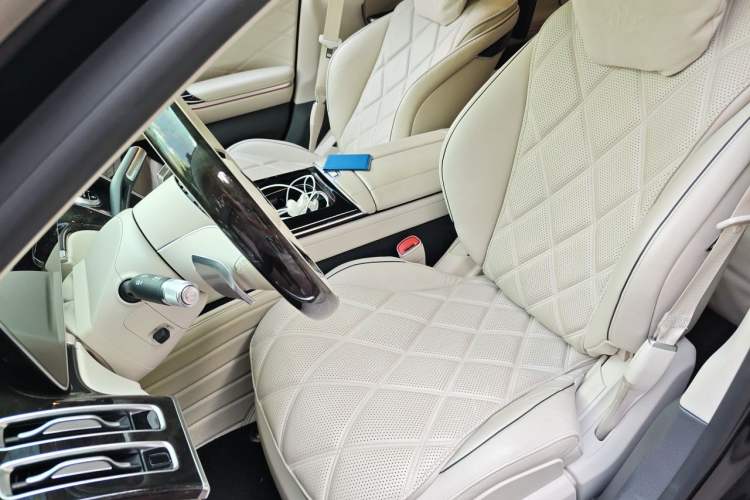 Used Mercedes-Benz Maybach S-Class 2021 S 480 4MATIC Left Front Seat