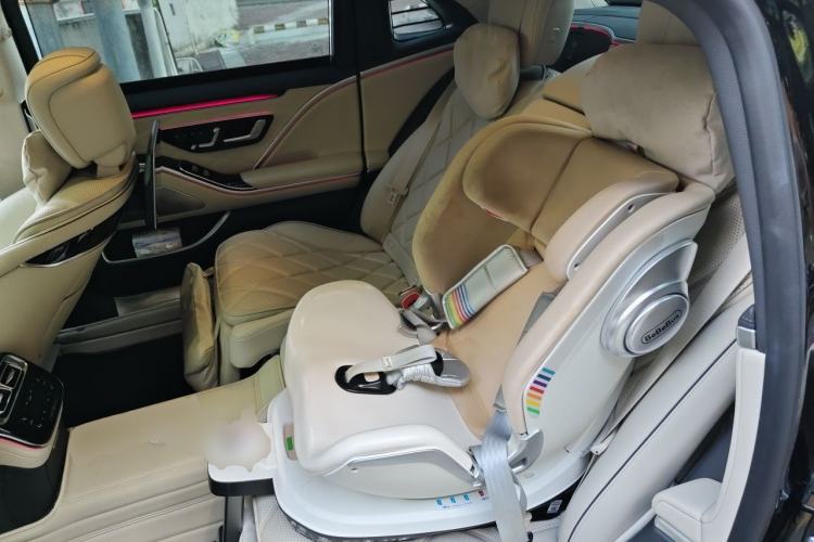 Used Mercedes-Benz Maybach S-Class 2021 S 480 4MATIC Left Rear Seat