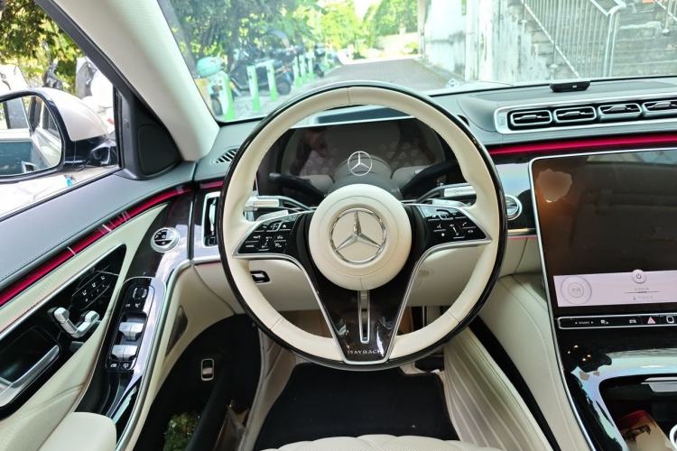 Used Mercedes-Benz Maybach S-Class 2021 S 480 4MATIC Steering Wheel