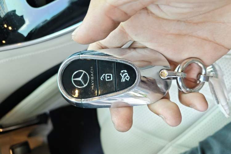 Used Mercedes-Benz Maybach S-Class 2021 S 480 4MATIC Vehicle Key