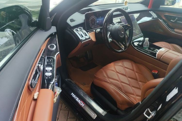 Used Mercedes-Benz Maybach S-Class 2022 S 480 4MATIC Intelligent Premium Special Edition Driver Seat