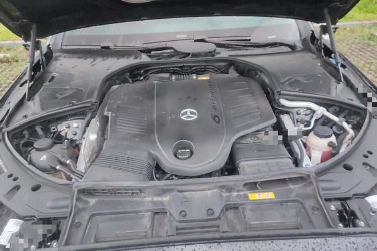 Used Mercedes-Benz Maybach S-Class 2022 S 480 4MATIC Intelligent Premium Special Edition Engine Bay