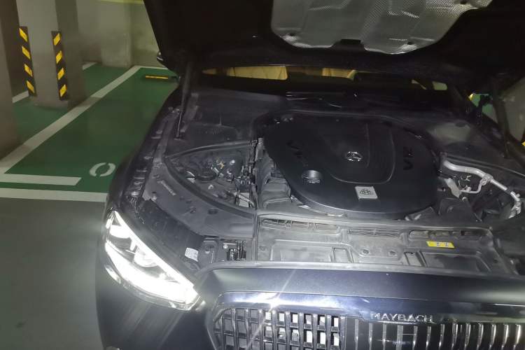 Used Mercedes-Benz Maybach S-Class 2022 S 680 4MATIC Engine Bay Right