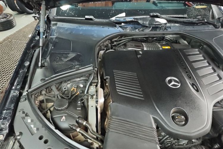 Used Mercedes-Benz Maybach S-Class 2022 S 480 4MATIC Intelligent Premium Special Edition Engine Bay Right