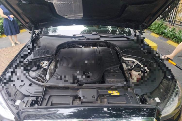 Used Mercedes-Benz Maybach S-Class 2022 S 480 4MATIC Intelligent Premium Special Edition Engine Bay