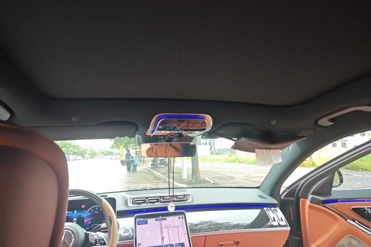 Used Mercedes-Benz Maybach S-Class 2022 S 480 4MATIC Intelligent Premium Special Edition Headliner