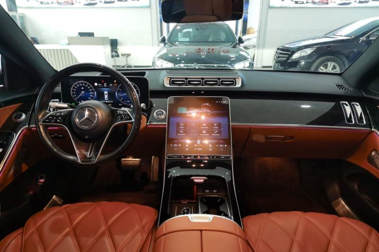 Used Mercedes-Benz Maybach S-Class 2022 S 480 4MATIC Intelligent Premium Special Edition Interior 13