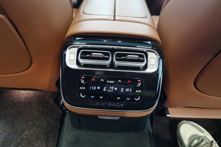 Used Mercedes-Benz Maybach S-Class 2022 S 480 4MATIC Intelligent Premium Special Edition Interior 15