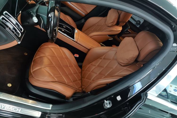 Used Mercedes-Benz Maybach S-Class 2022 S 480 4MATIC Intelligent Premium Special Edition Interior 3