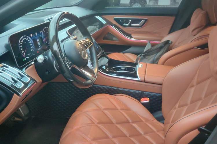 Used Mercedes-Benz Maybach S-Class 2022 S 480 4MATIC Intelligent Premium Special Edition Left Front Seat