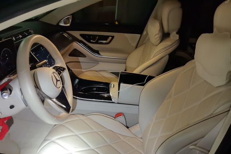 Used Mercedes-Benz Maybach S-Class 2022 S 680 4MATIC Left Front Seat