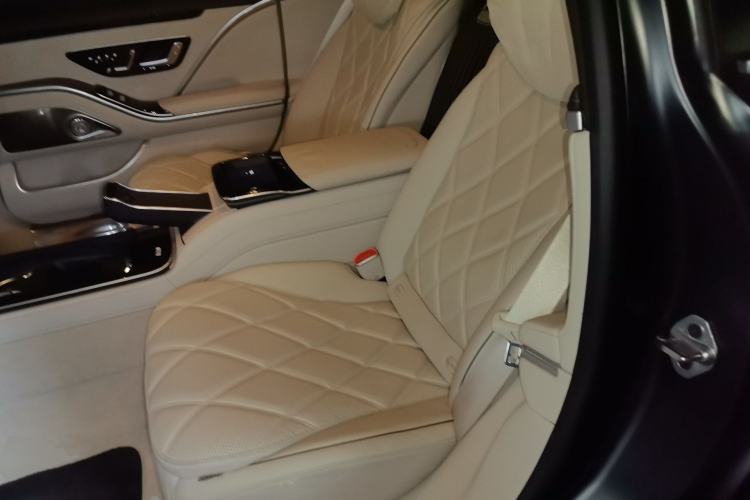 Used Mercedes-Benz Maybach S-Class 2022 S 680 4MATIC Left Rear Seat