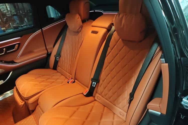 Used Mercedes-Benz Maybach S-Class 2022 S 480 4MATIC Intelligent Premium Special Edition Left Rear Seat